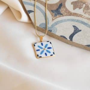 Necklace Lisbon tile flower