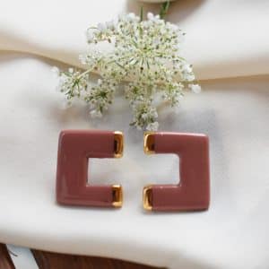 Earrings Burgundy frame