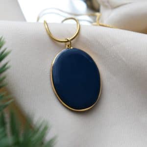 Oval medallion dark blue